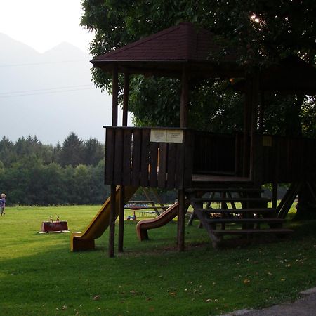 Hotel Landhof Simeter Gmbh Spittal an der Drau Luaran gambar