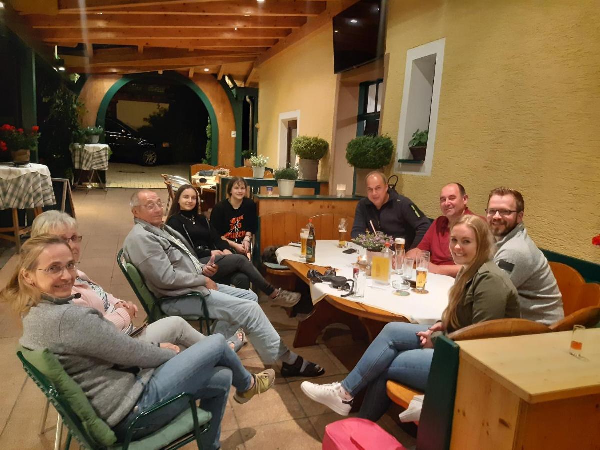 Hotel Landhof Simeter Gmbh Spittal an der Drau Luaran gambar