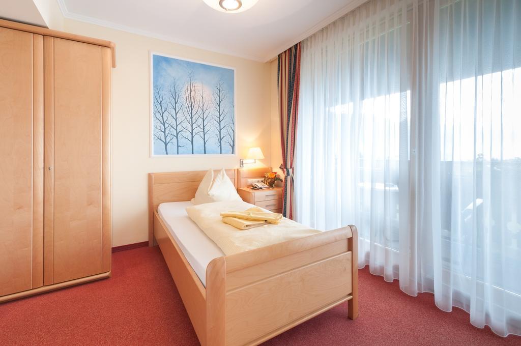 Hotel Landhof Simeter Gmbh Spittal an der Drau Bilik gambar